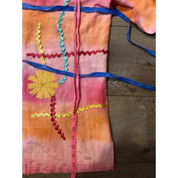 Indigo Moon Watercolor Pinwheel Applique Big Shirt, Sz M, Oranges & Pinks - Picture 2 of 6